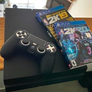 Playstation 4 500 GB First Generation